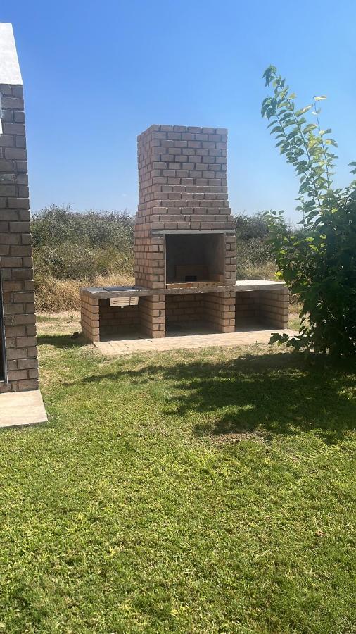 Conductor'S Inn Tsumeb Esterno foto